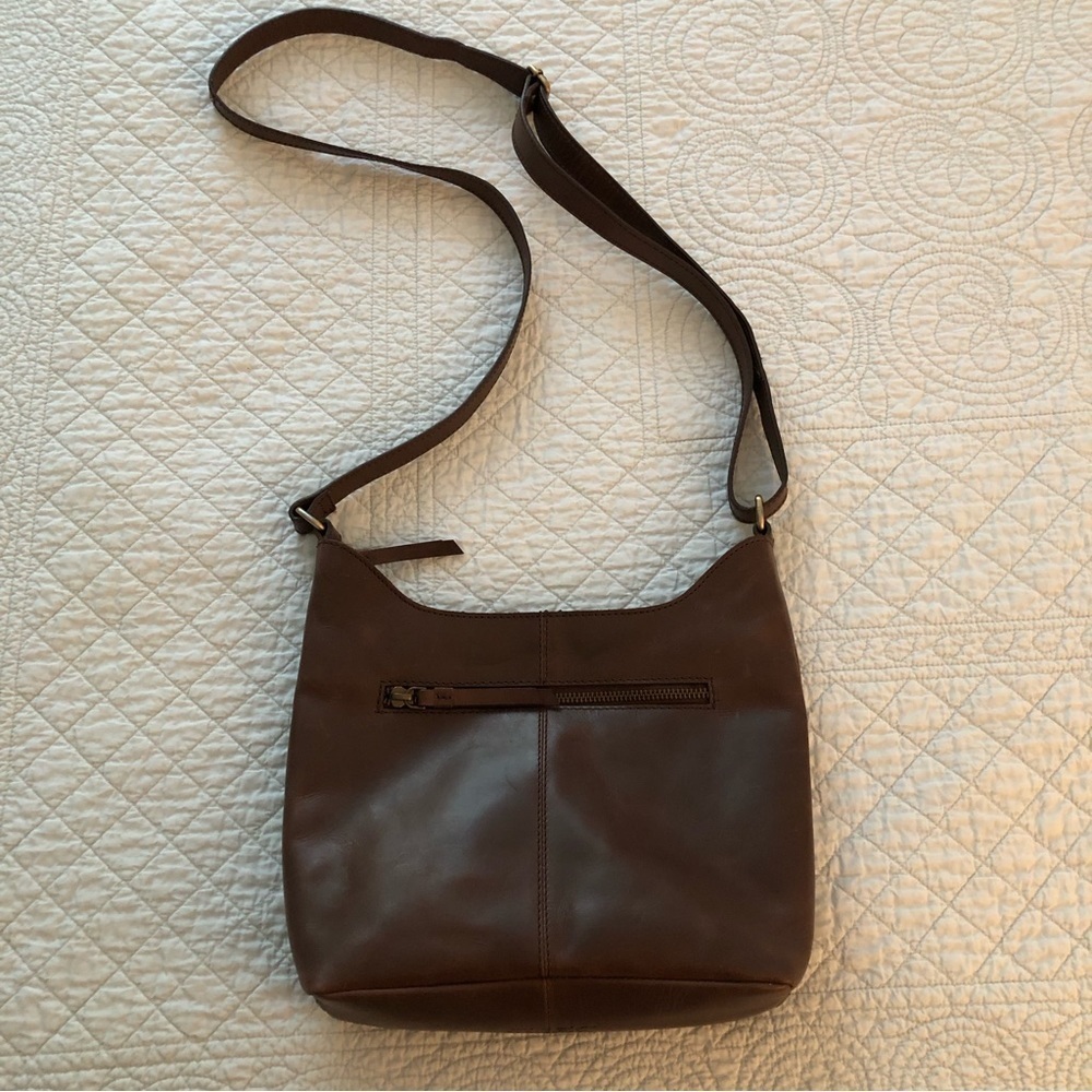 Born leather crossbody saddlebag. - Picture 3 of 6